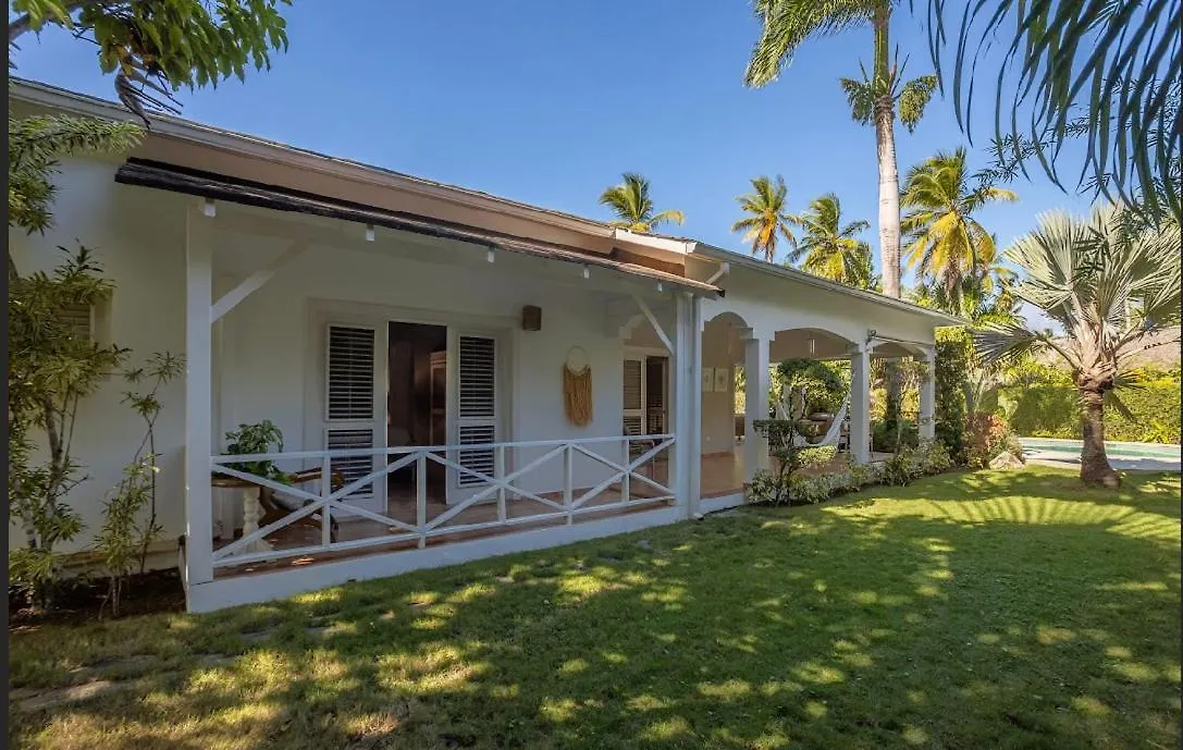 Villa Mahona Beach