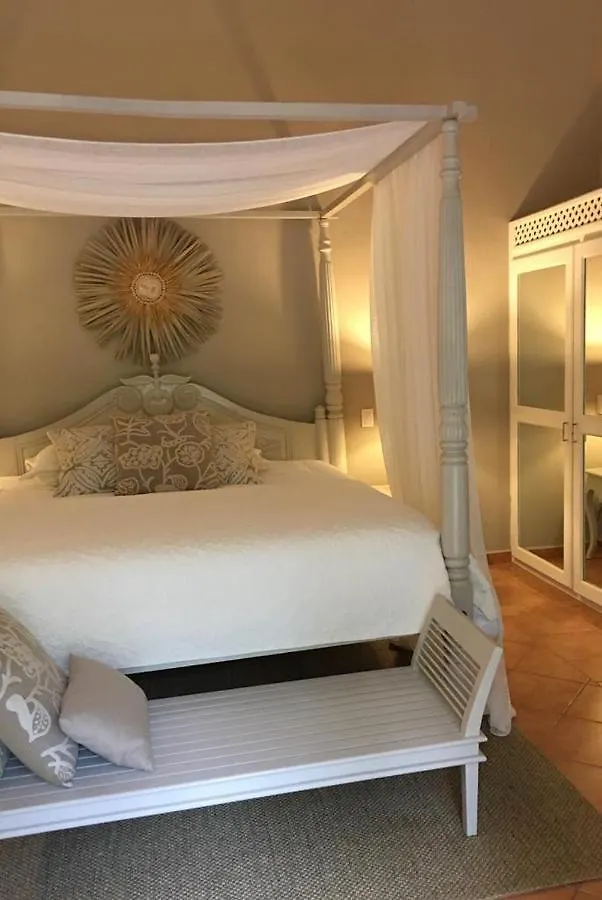 Villa Mahona Beach