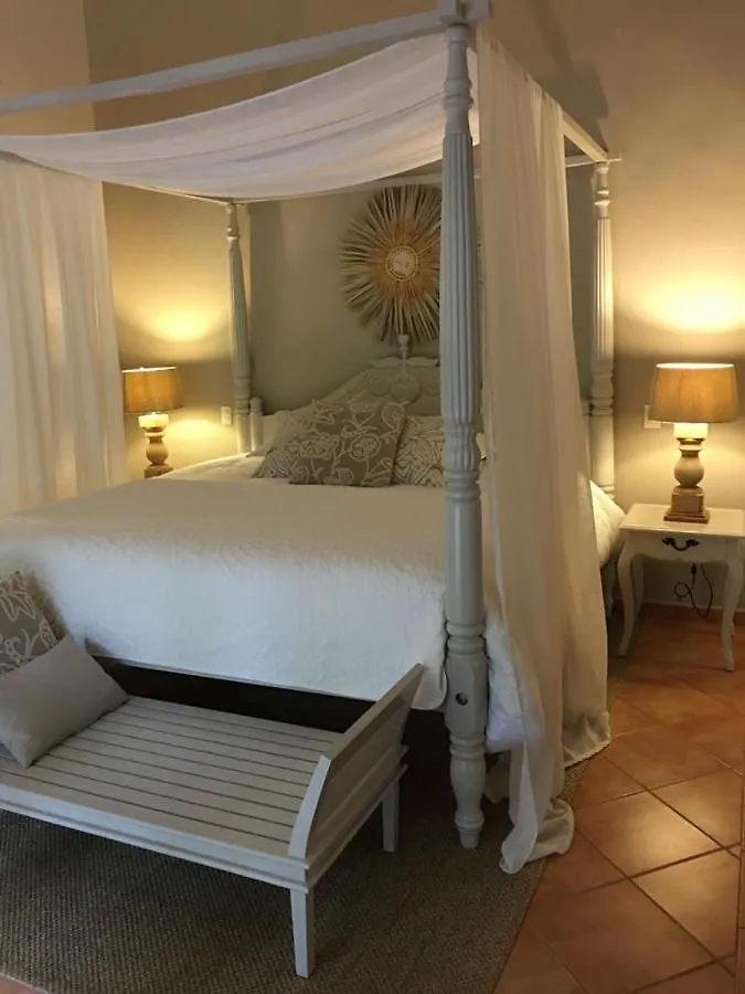 Villa Mahona Beach